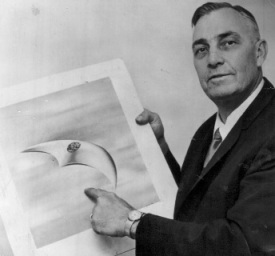 Kenneth Arnold UFO 